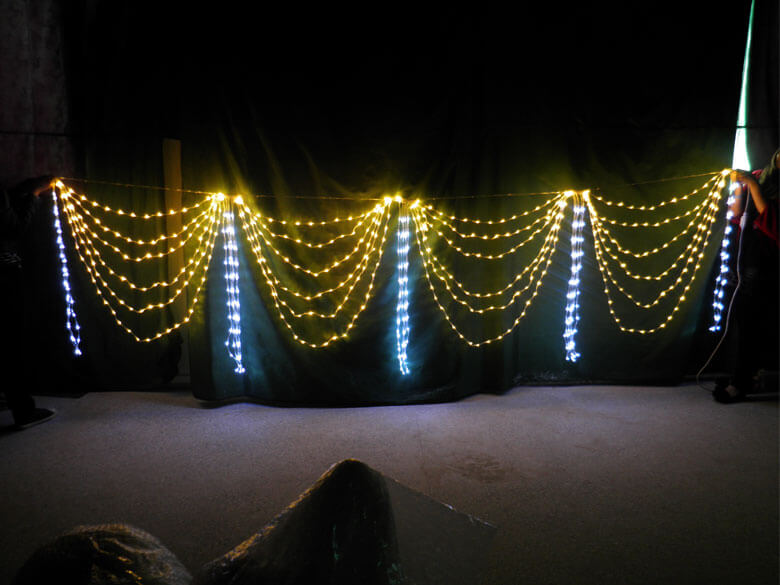 BLUE AND WARM WHITE LED CURTAIN LIGHT